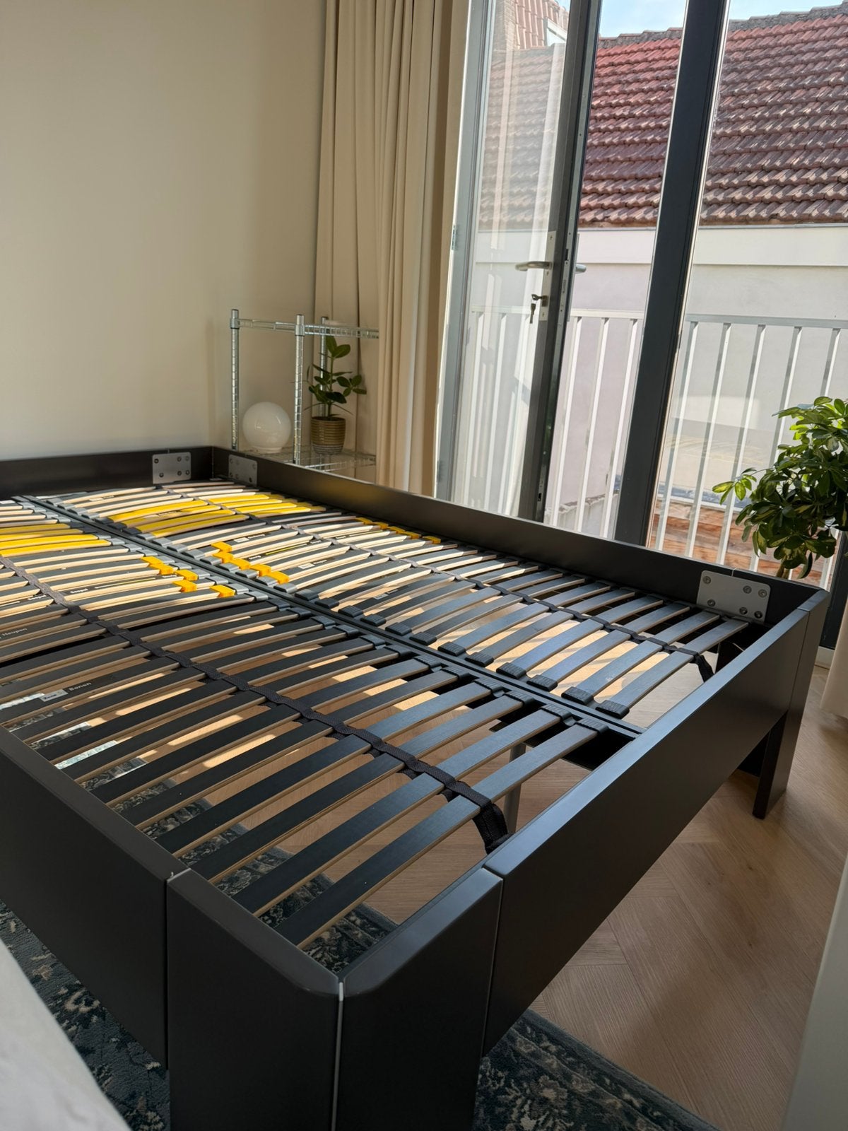 Beter Bed twijfelaar 140x200 - Incl. 2 latten, matras, etc., Ophalen, Verstelbaar, 140 cm, Zo goed als nieuw