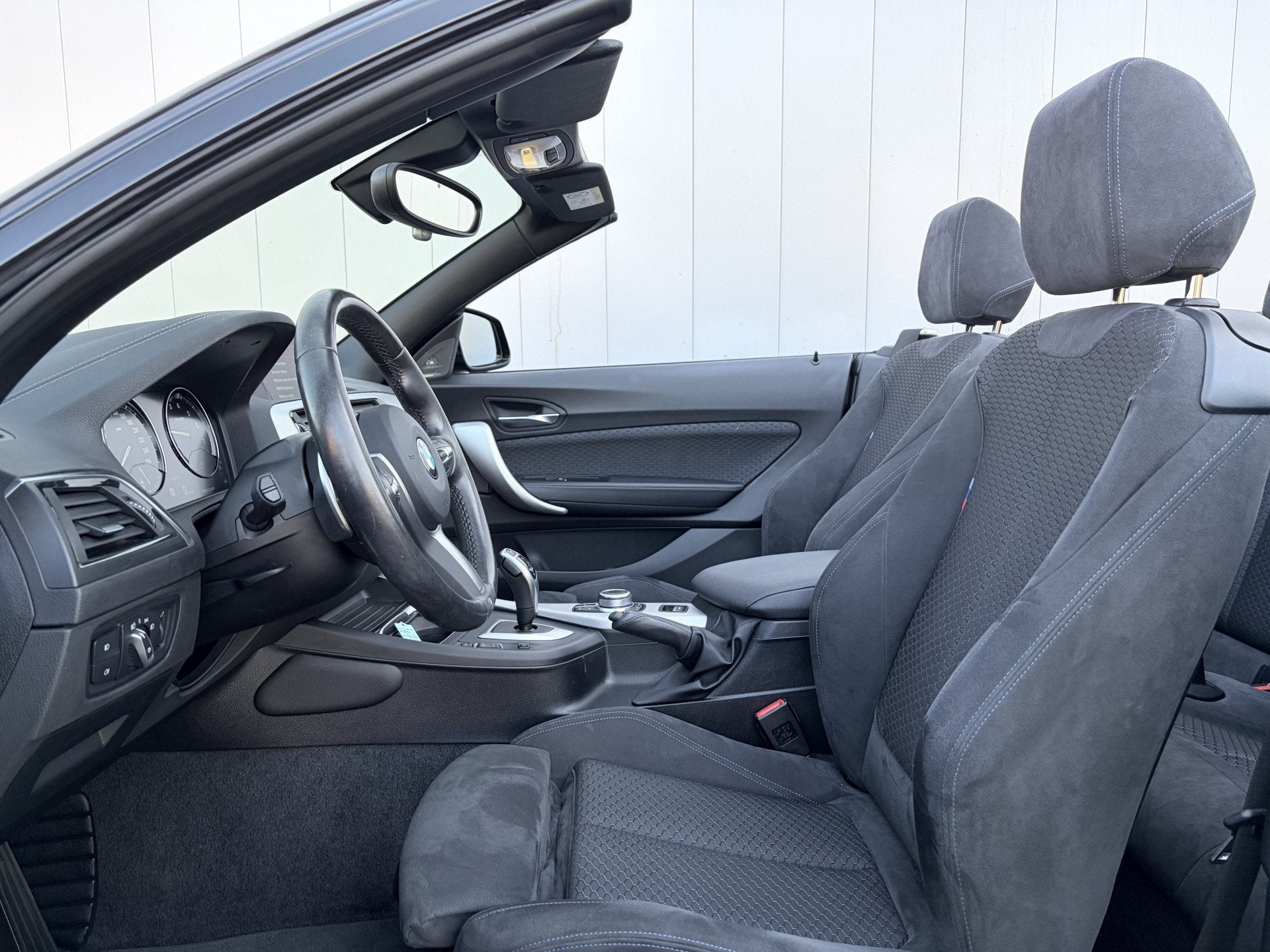 BMW 2 Serie Cabrio 230i High Executive 252 Pk Automaat M-spo, Automaat, 1998 cc, Achterwielaandrijving, Gebruikt