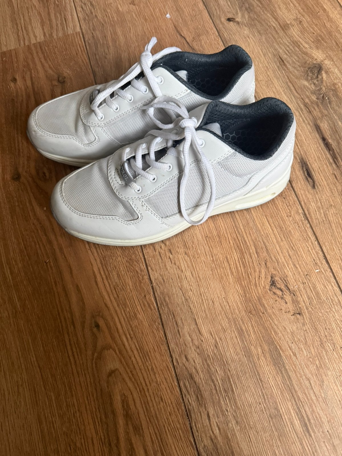 Dyanne Beekman Bss shoes db.01. Maat 42 white in nieuwstaat, Wit, Nieuw, Wandelschoenen, Ophalen of Verzenden