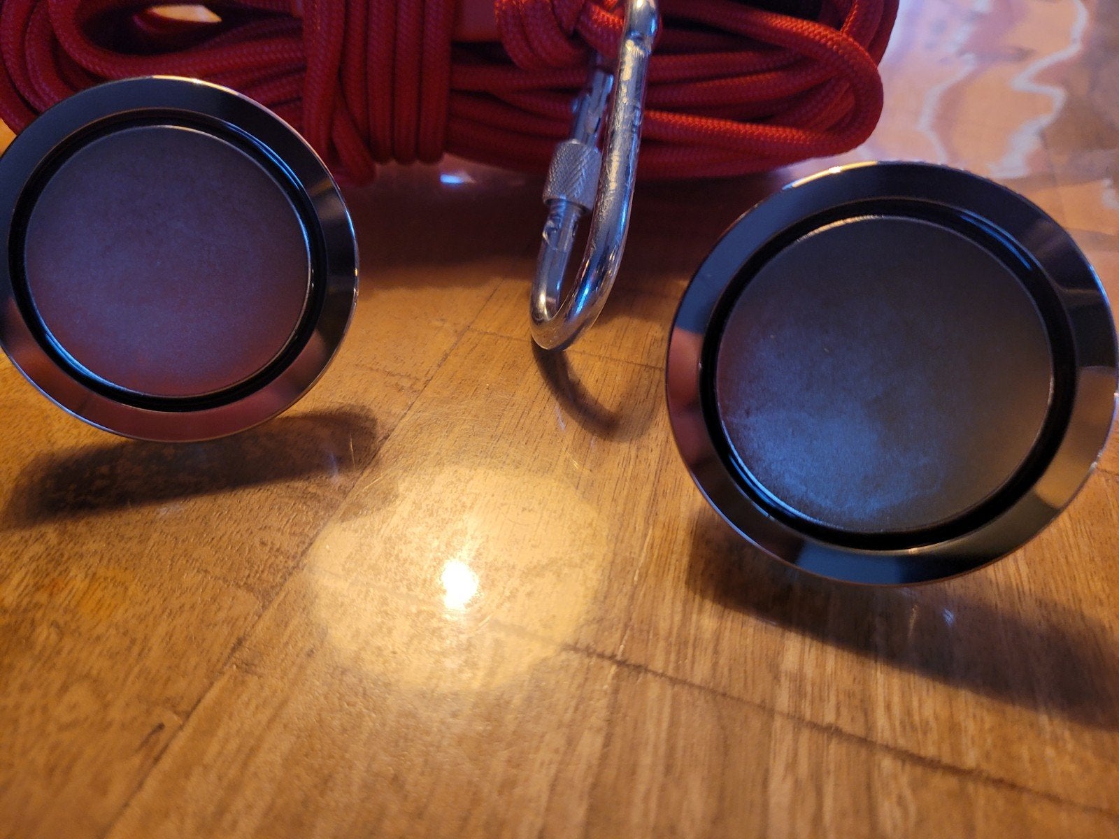 Magneetvisset met 2 sterke magneten en touwen, Hobby en Vrije tijd, Overige Hobby en Vrije tijd, Ophalen of Verzenden, Zo goed als nieuw