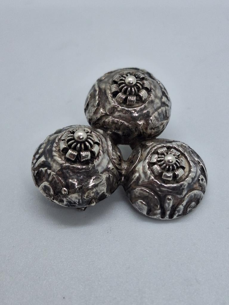 Zilveren Art Nouveau Broche Jaren '20 - 3.5 cm, Gebruikt, Minder dan 4 cm, Ophalen of Verzenden, Zilver