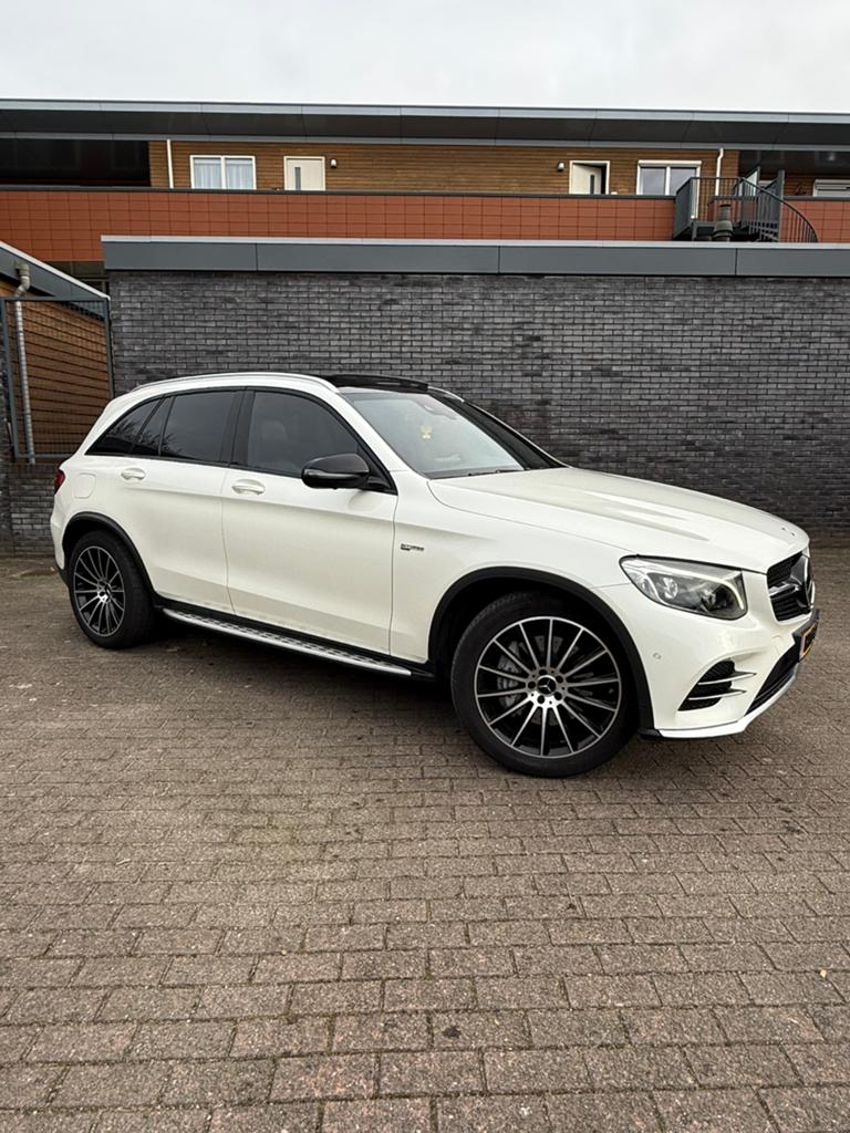 Mercedes-benz glc43 AMG 4matic pano burmester, Automaat, 367 pk, GLC, Vierwielaandrijving