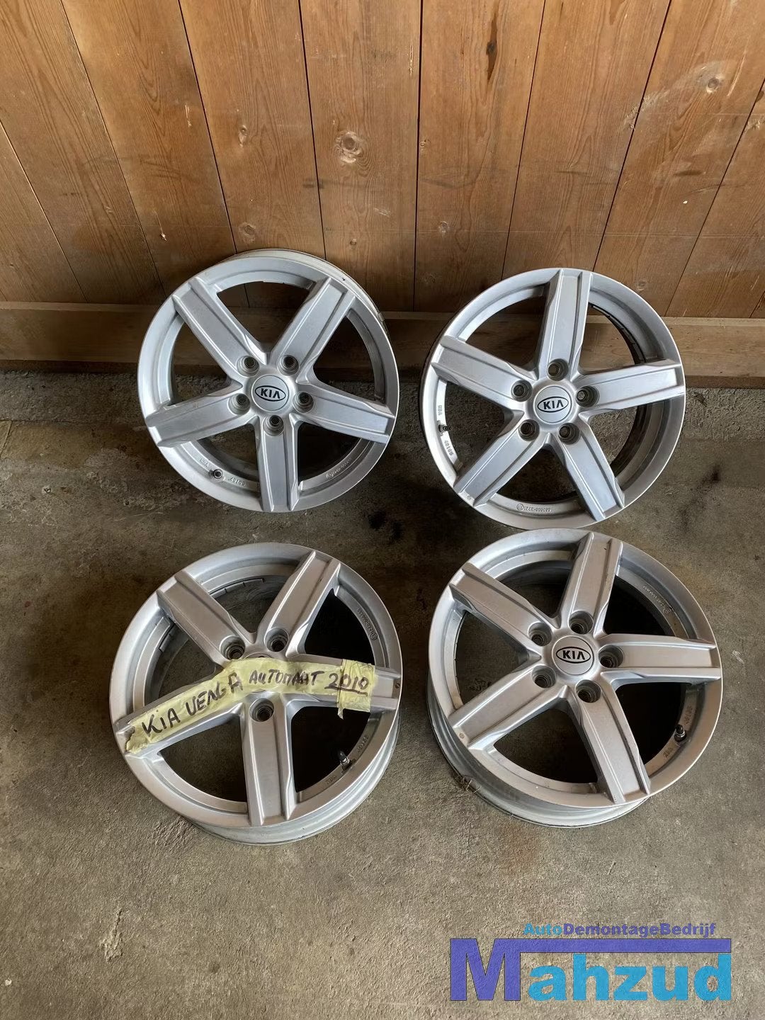 KIA VENGA Velgen 16 inch 5x114.3 67.1 Met druk sensor, Heolleung-ro 12
06797  Seoul, Ophalen of Verzenden, Info@kia.com, Kia Corporation