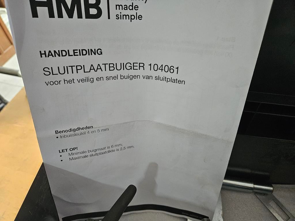 HMB 104061 Sluitplaatbuiger, Ophalen of Verzenden