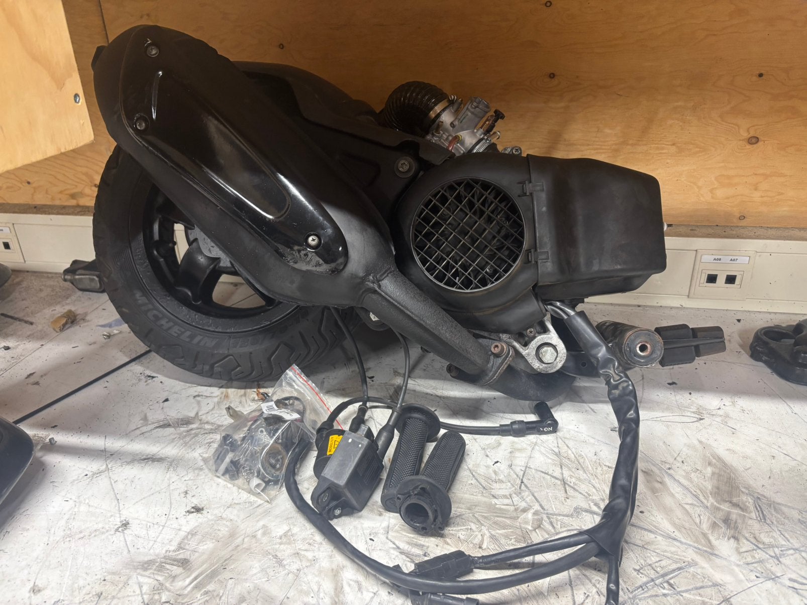125 skr blok plug and play, Ophalen of Verzenden, Zo goed als nieuw, Blok, Piaggio