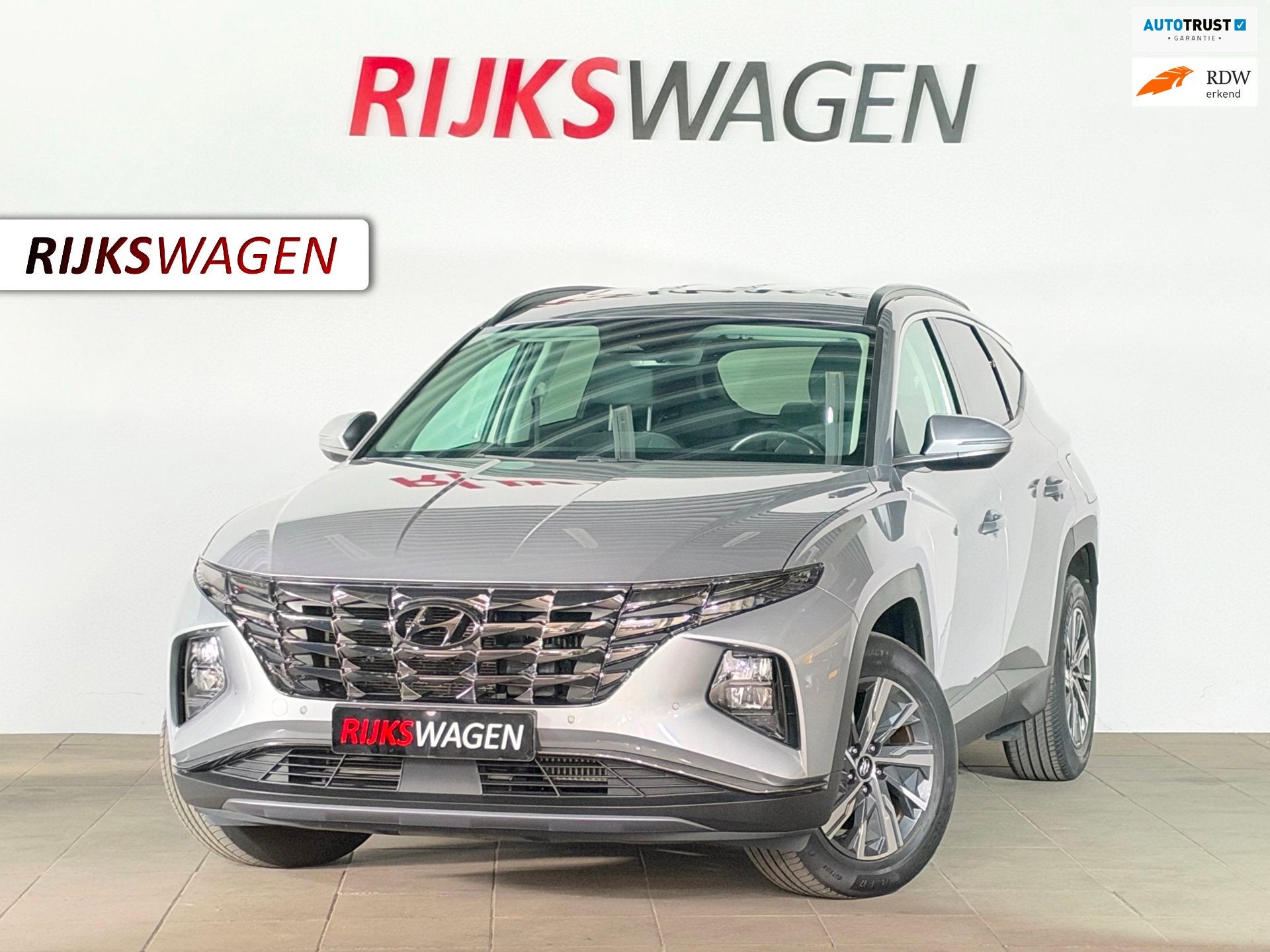 Hyundai Tucson 1.6 T-GDI HEV Comfort Smart ACC/Carplay/Keyle, Auto's, Dealer onderhouden, Stof, 4 cilinders, Met garantie (alle)