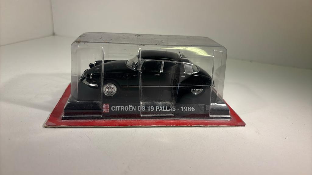 Citroen ds 19 pallas 1966 auto plus 1.43, Overige merken, Auto, Ophalen of Verzenden, A