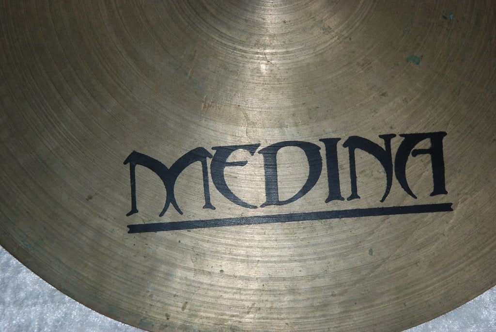 Medina Regular Crash bekken 761gr 14 inch  <25251796>, Medina, Gebruikt, ., Drums of Percussie