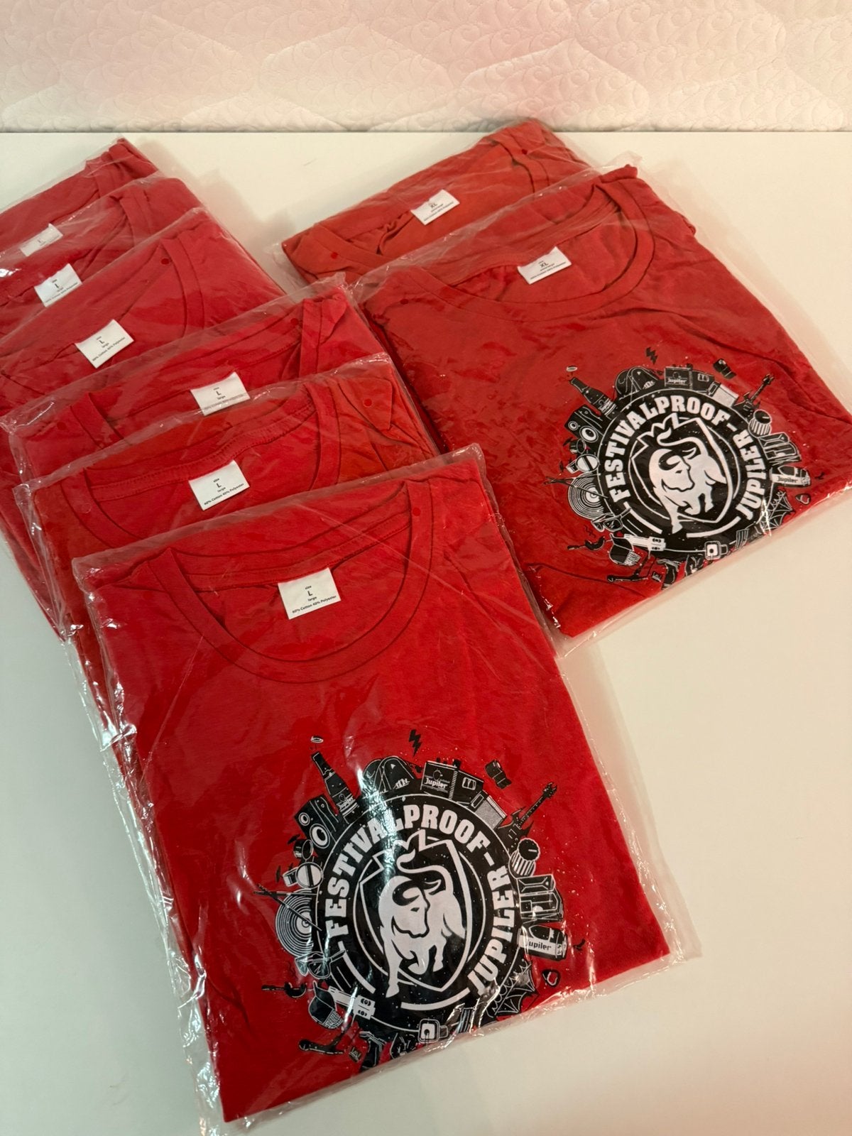 Jupiler nieuwe shirts, 9 stuks., Verzamelen, Biermerken, Verzenden, Nieuw, Kleding, Jupiler