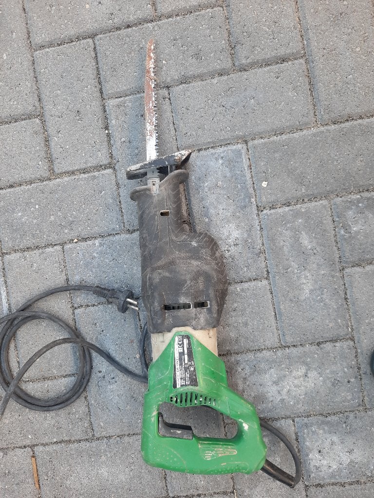 Hitachi Reciprozaag, Ophalen, Gebruikt, 70 mm of meer, 600 tot 1200 watt