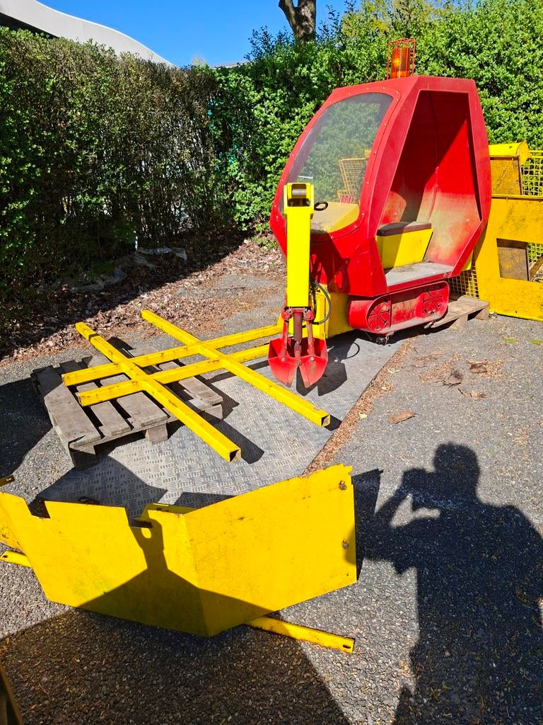 Kiddy ride speeltoestel mini graafmachine met hekken, Ophalen of Verzenden, Gebruikt, Overige typen