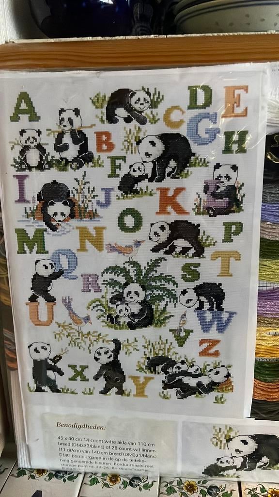 Borduurpakket ABC pandaberen, Ophalen of Verzenden, Nieuw, Borduurpakket