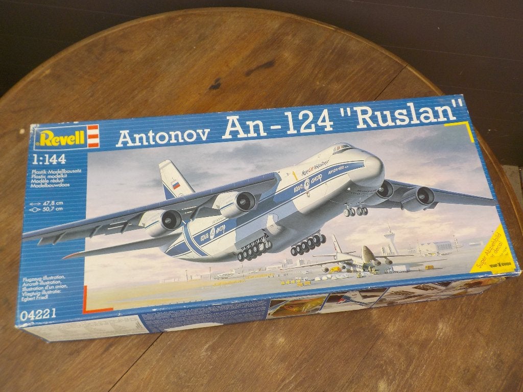 Revell 04221 Antonov An-124 "Ruslan" 1:144 (nieuw, open doos, 1:72 tot 1:144, Revell, Nieuw, Ophalen of Verzenden
