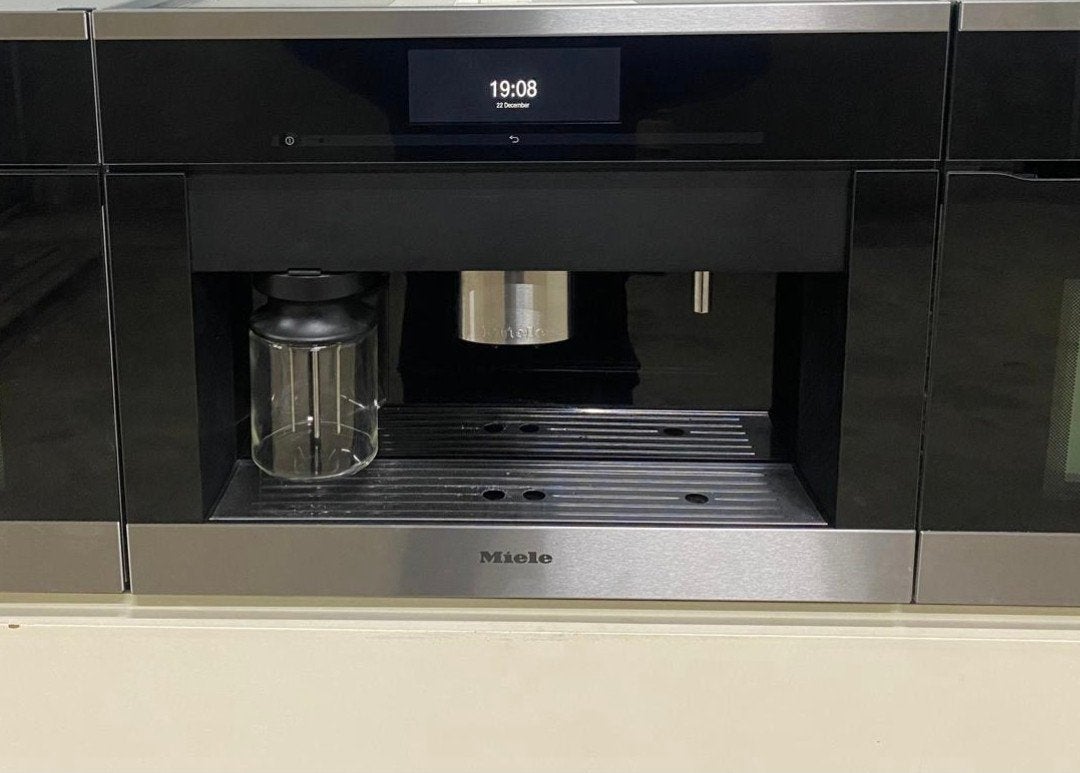 Miele koffiemachine cva6805, Gebruikt, Koffiemachine, Ophalen of Verzenden, 2 tot 4 kopjes