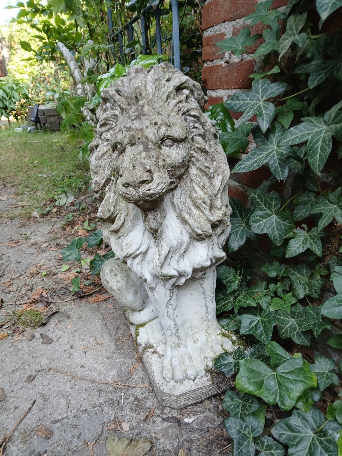 Stenen Leeuwenbeeld - Tuindecoratie 55 cm, Ophalen, Gebruikt, Beton, Dierenbeeld
