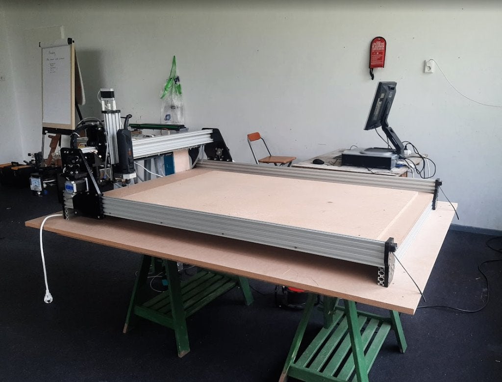 CNC freesmachine gecombineerd met een 50 Watt CO2 laser, Ophalen, Nieuw