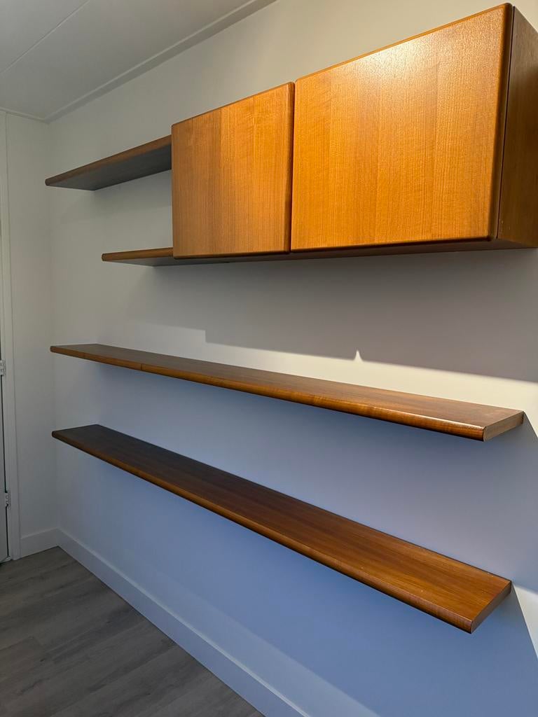 Wand meubel, Ophalen, Zo goed als nieuw