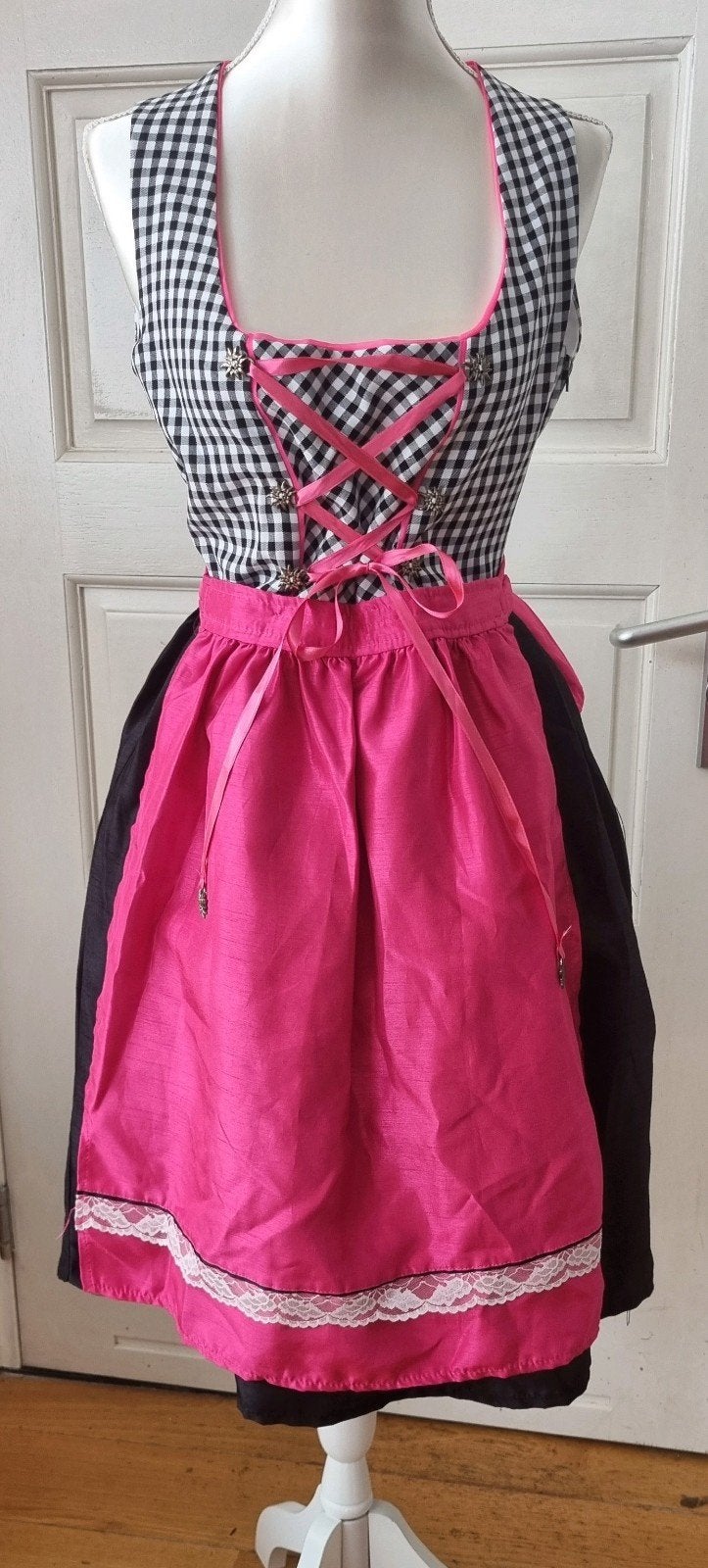 Mooie geblokte dirndl met roze schort - Maat S oktoberfeest, Ophalen of Verzenden, Zo goed als nieuw, Maat 36 (S), Meerkleurig