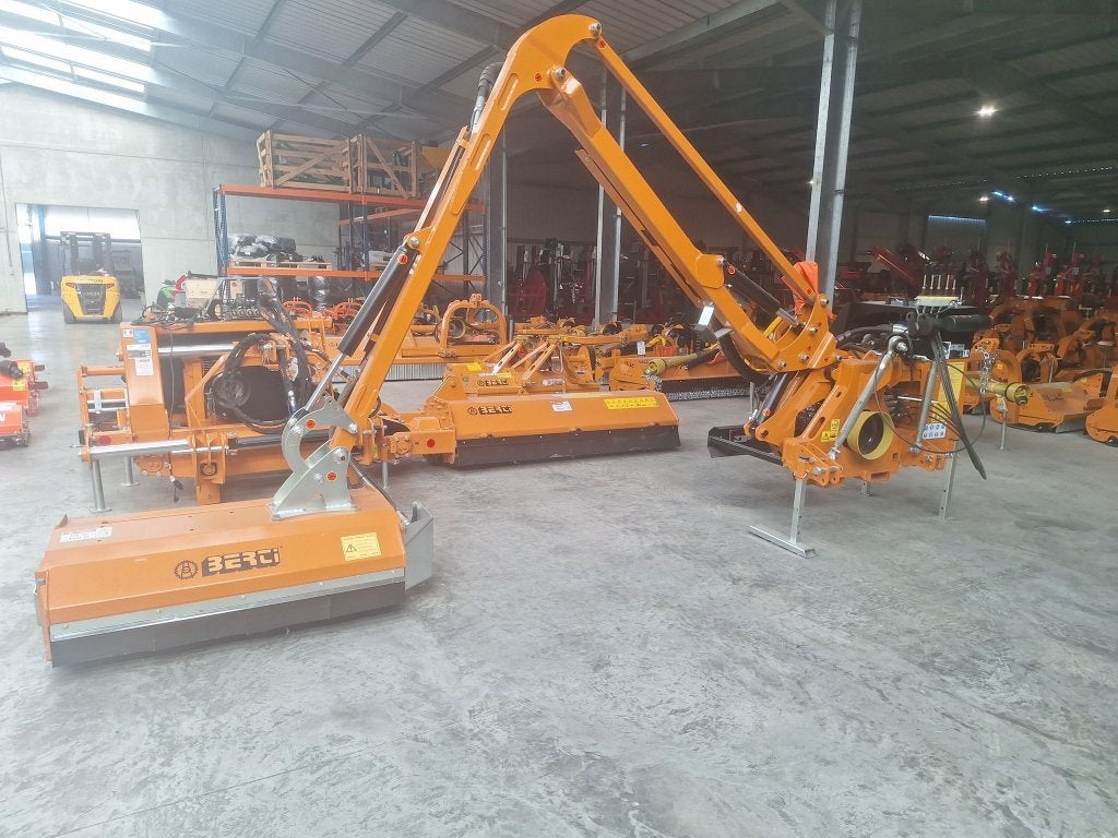 BERTI FB/P 480 SX Kant en berm maaier voor tractor, Ophalen, Zo goed als nieuw, Benzine