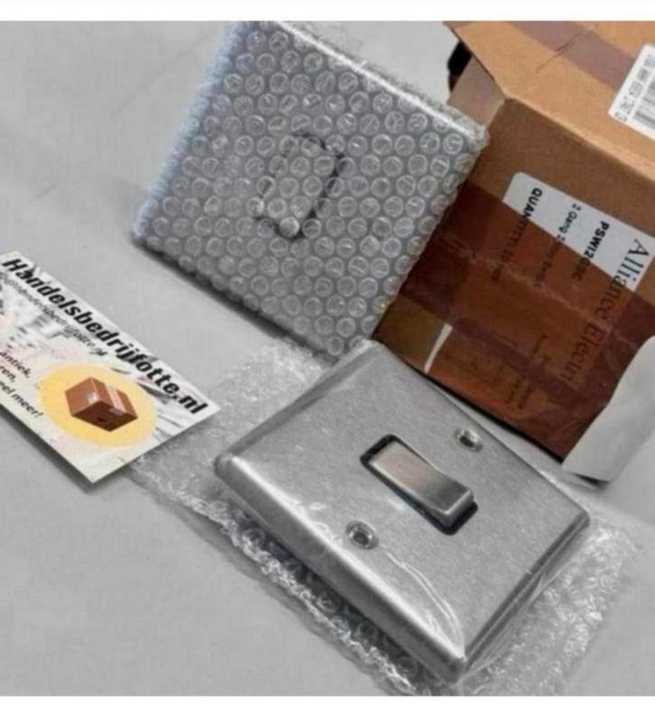 2X Geborsteld satijn chrome chroom licht schakelaar knop set, Hobby en Vrije tijd, Elektronica-componenten, Nieuw, Ophalen of Verzenden