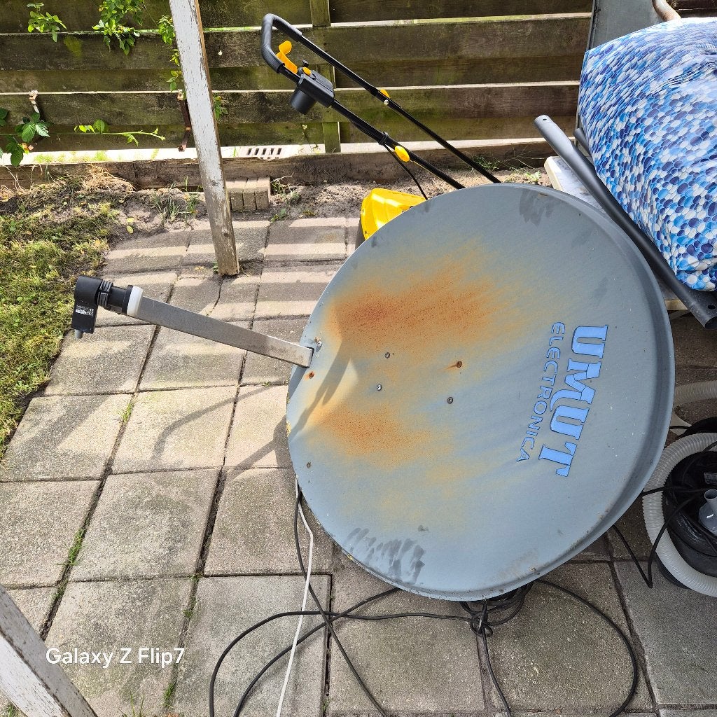 Satelliet, Ophalen of Verzenden, Gebruikt, Antenne
