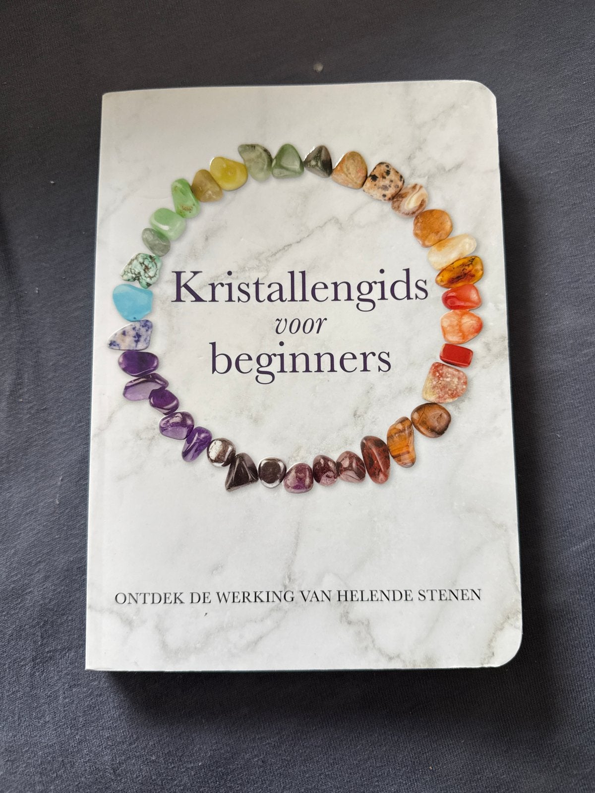 Kristallengids voor beginners - Ontdek de werking van stenen, Ophalen of Verzenden, Zo goed als nieuw, Spiritualiteit algemeen