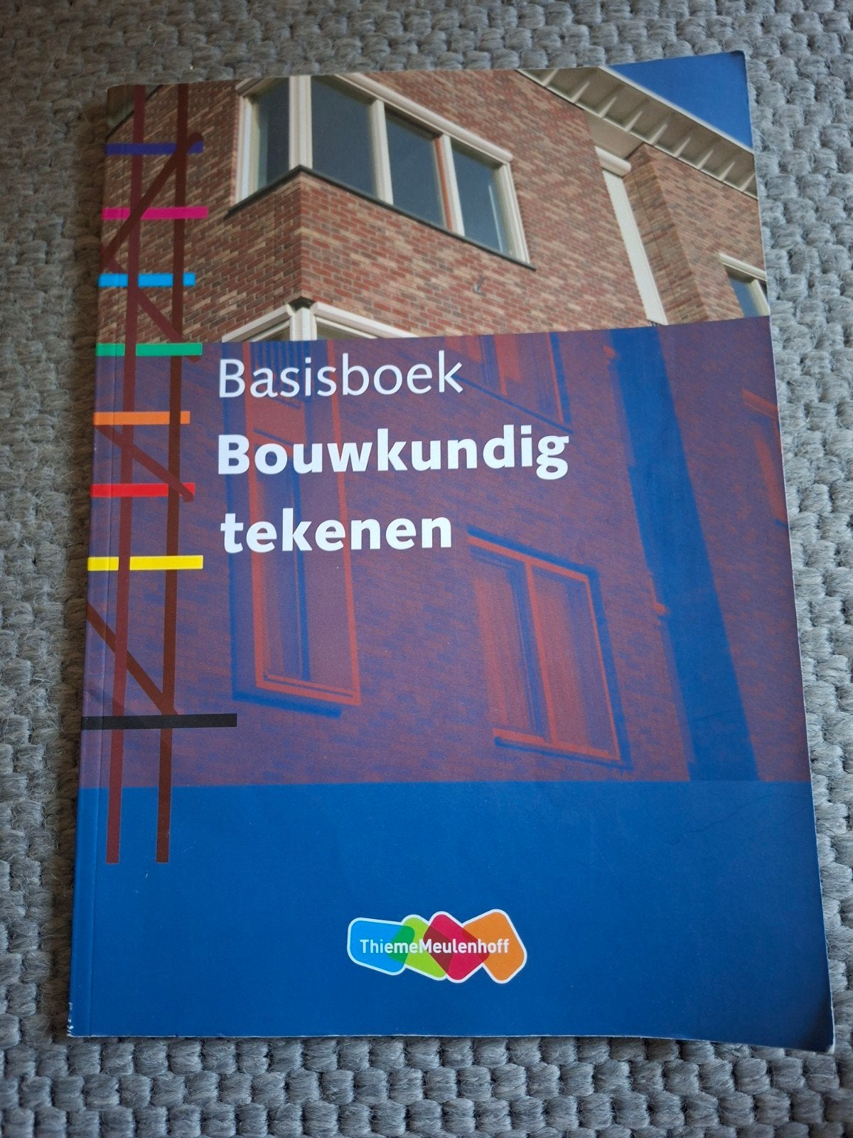 Basisboek Bouwkundig tekenen - Thiemo Meulenhoff, Ing. E.J.L. Cornel, ing. M.W.R. Salden, Ophalen of Verzenden, Zo goed als nieuw