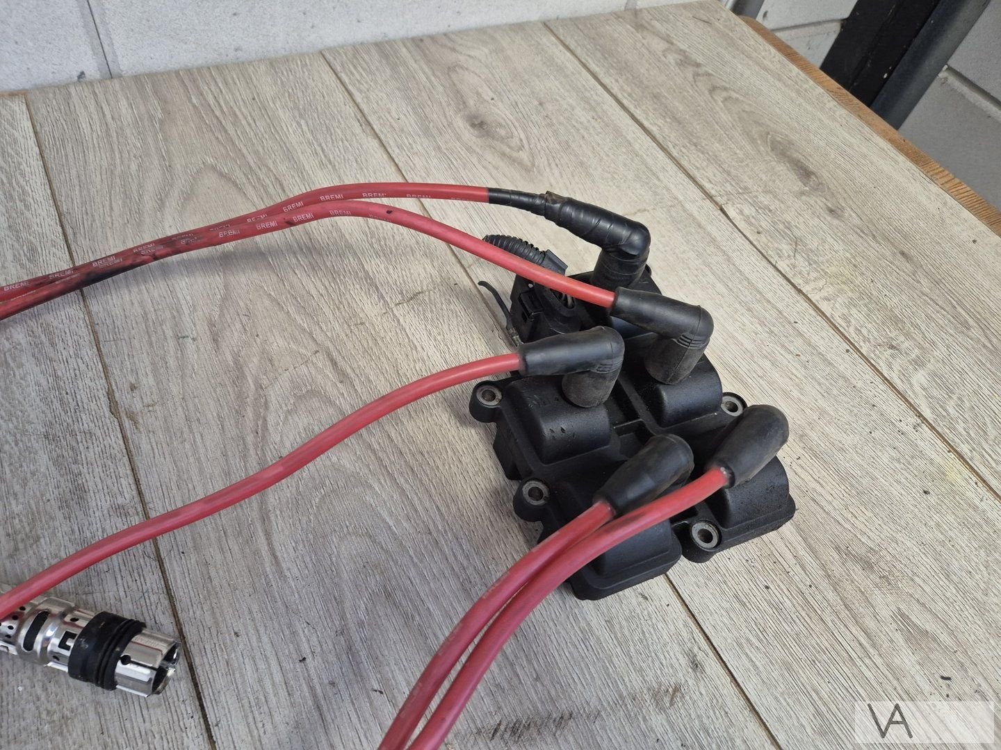 VW Golf 4 Bora Passat Leon 2.3 v5 bobine met kabels AGZ €250, Auto-onderdelen, Gebruikt, -, Volkswagen, -
