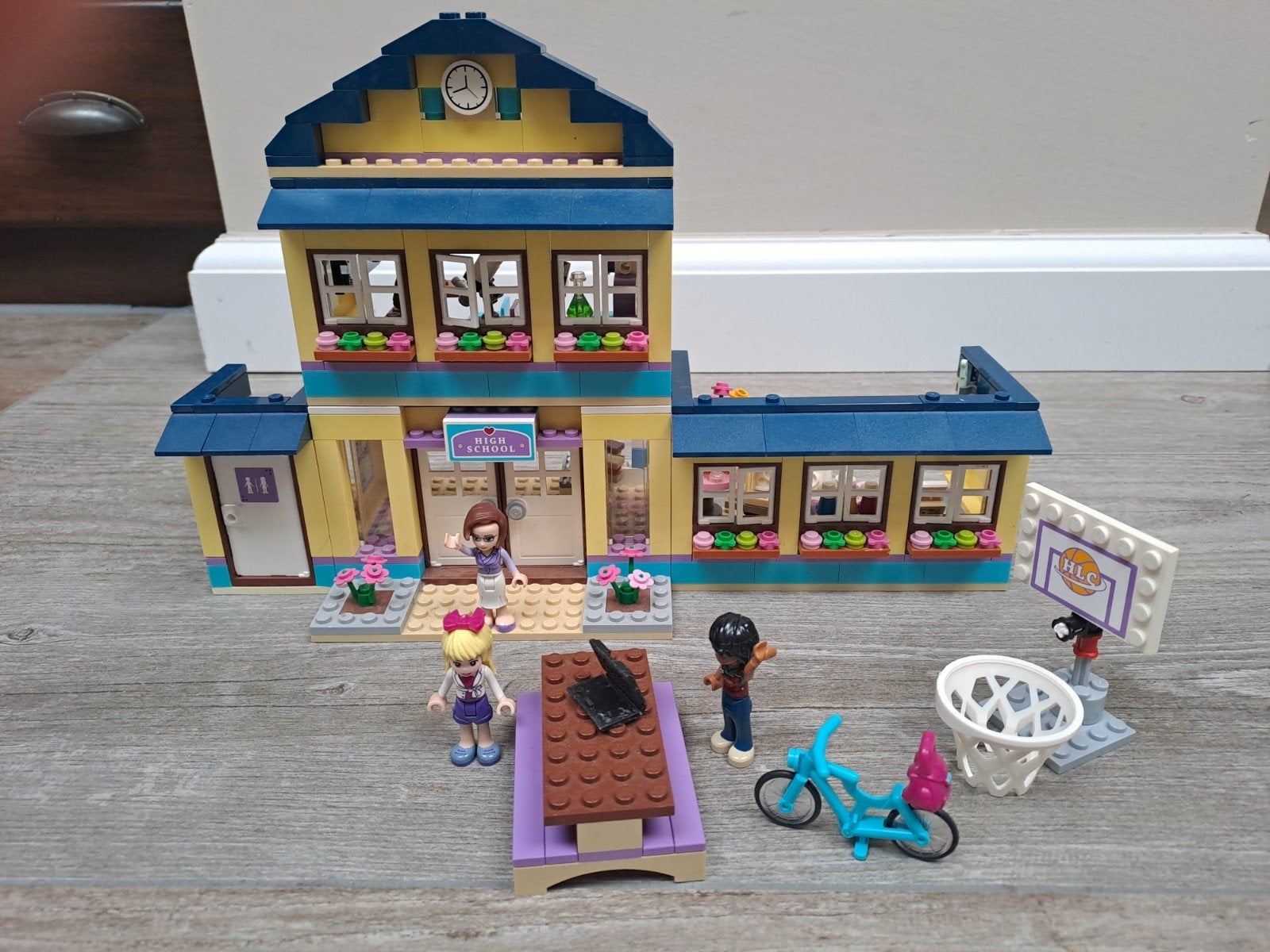 Lego Friends Heartlake School 41005 - Complete set, Lego, Inclusief accessoires, Friends, Ophalen of Verzenden