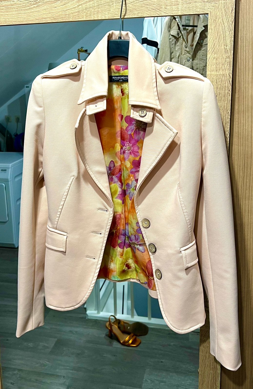 Zalm roze blazer Rinascimento, Maat 38/40 (M), Ophalen of Verzenden, Zo goed als nieuw, Jasje