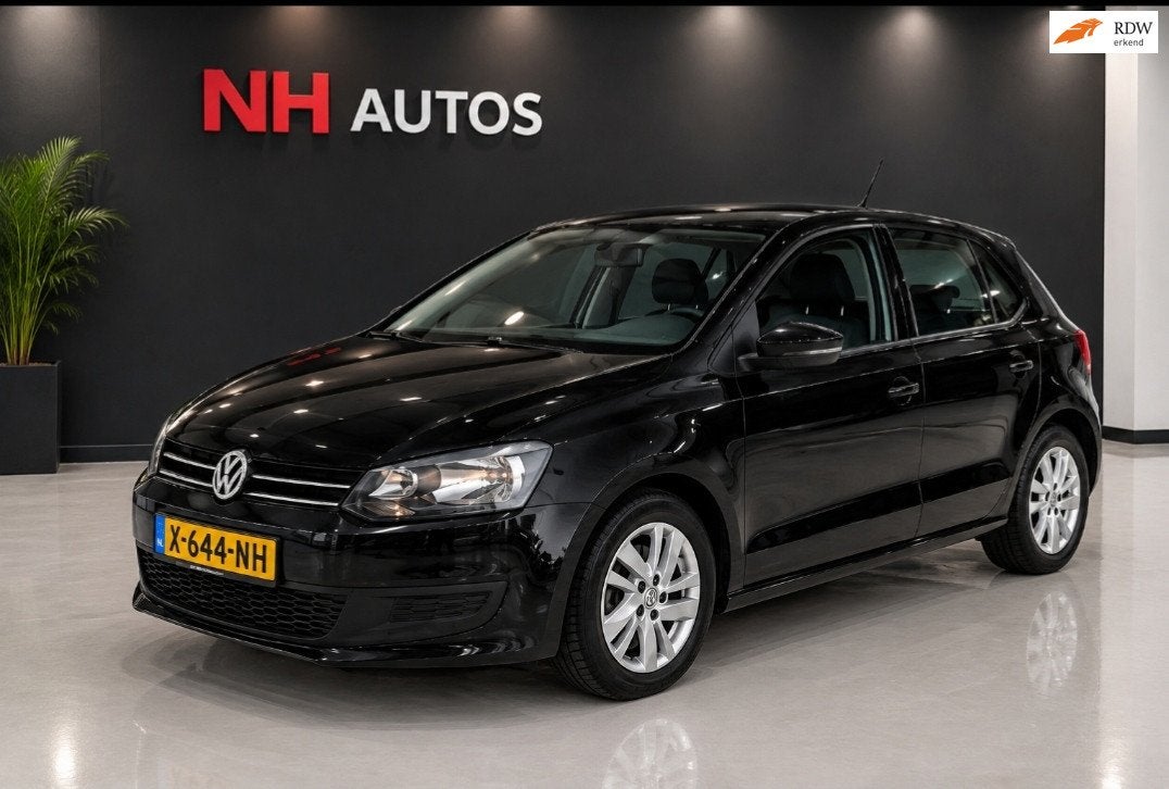Volkswagen Polo 1.2-12V Trendline CarPlay Airco, Auto's, Euro 5, 1198 cc, Zwart, Bedrijf