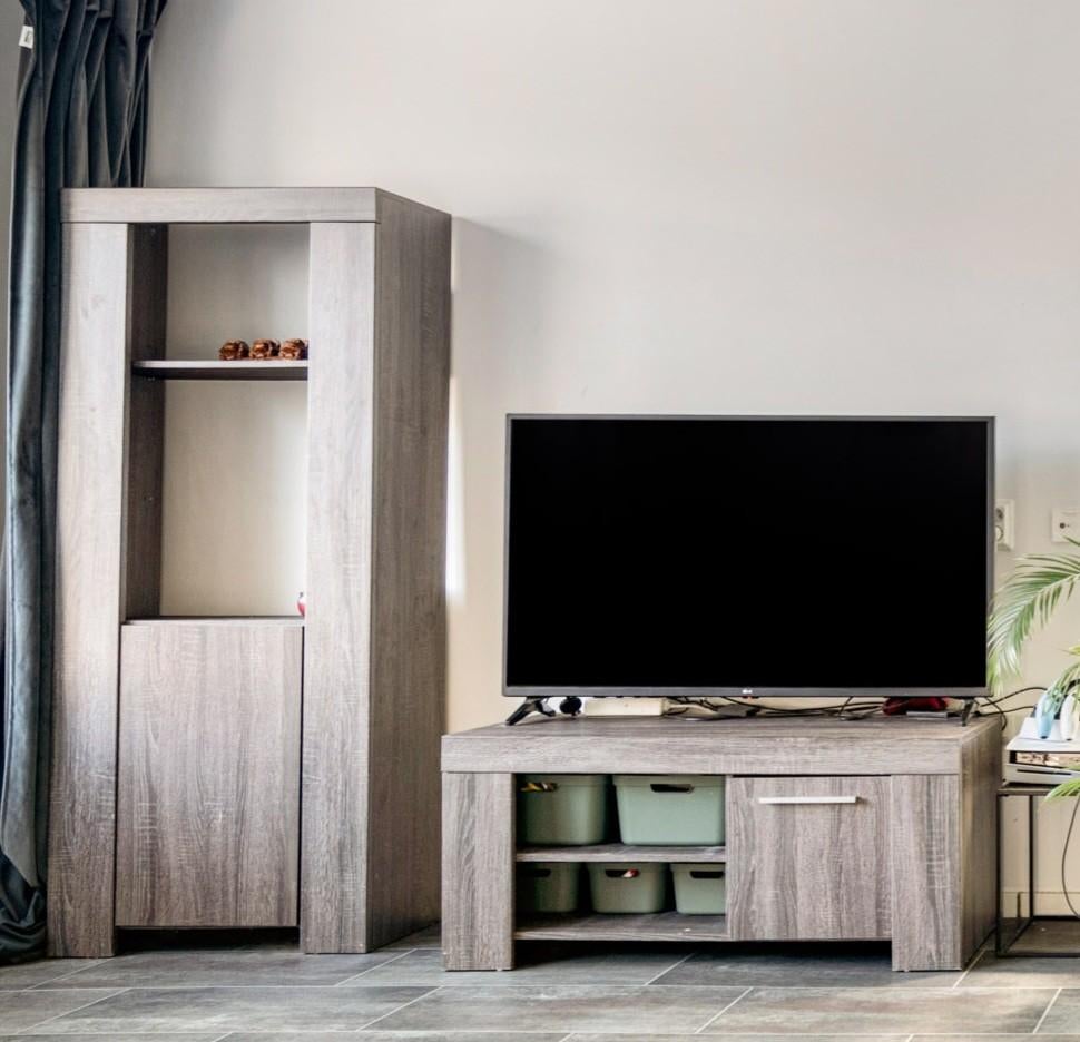 Haco set: boekenkast, tv-meubel, eettafel en stoelen, Ophalen of Verzenden