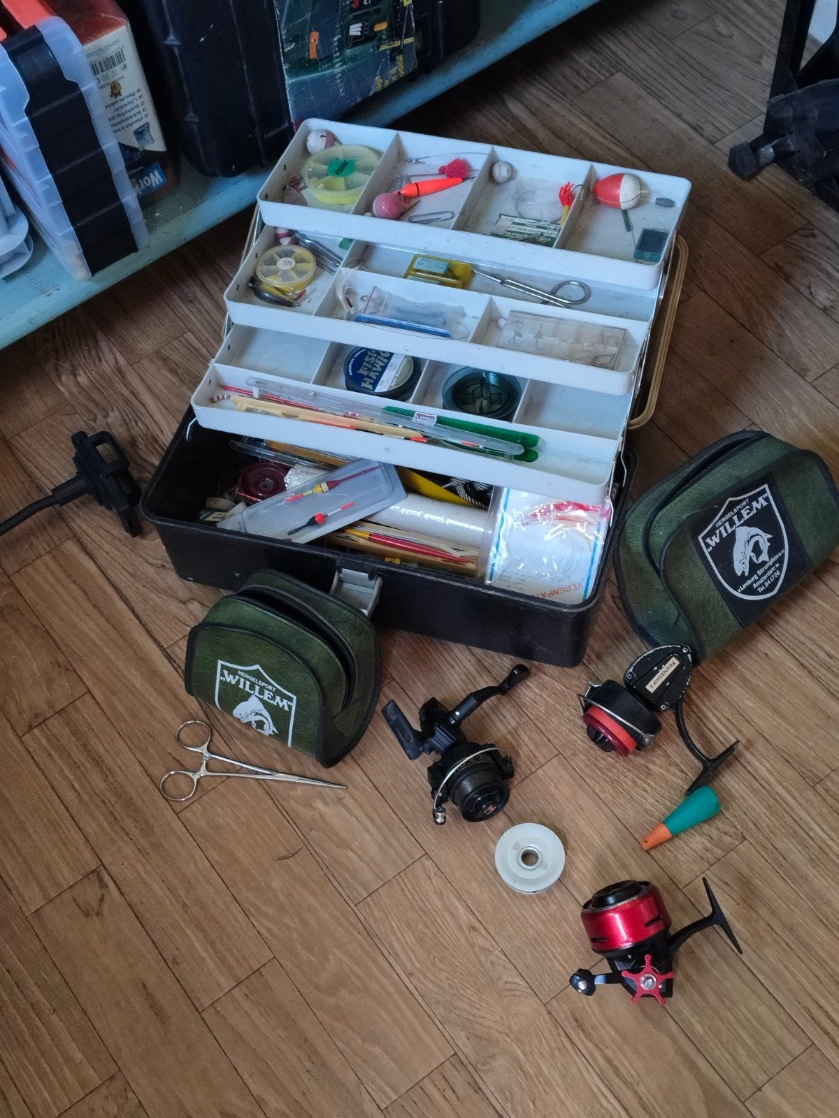 Complete visuitrusting: hengels, molens, net en accessoires, Ophalen, Gebruikt