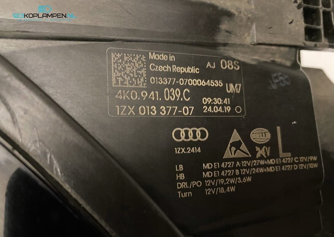 Audi A6 C8 Full Led koplamp links, Gebruikt, -, -, -