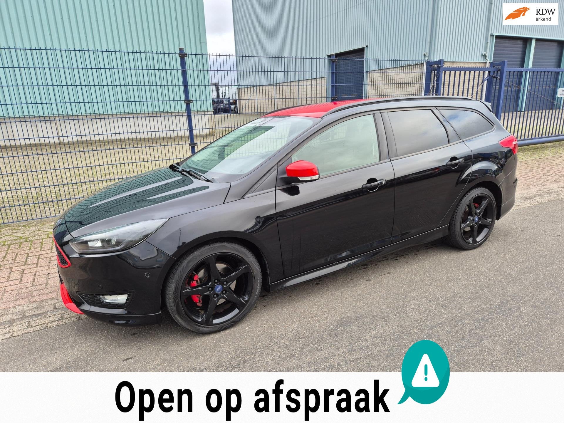 Ford Focus Wagon 1.5 Black Edit. ST Line*AIRCO*NAVI*18 INCH, Stof, Euro 6, 4 cilinders, 150 pk
