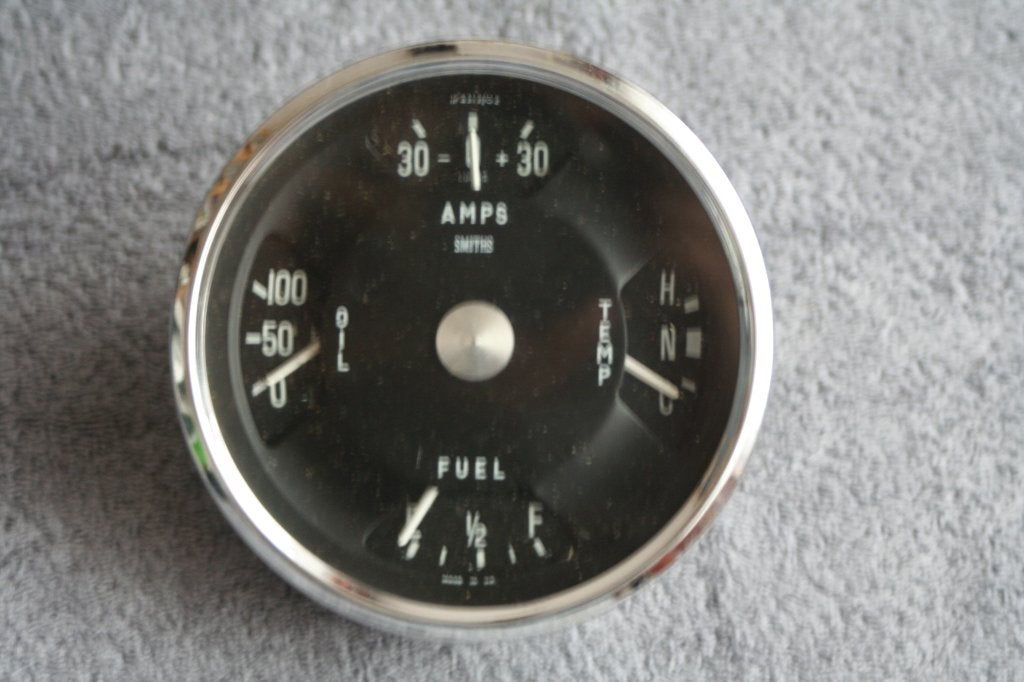 Mooie SMITHS UK Inbouw klok 4 in een klok is 60 jaar oud, Auto-onderdelen, Ophalen of Verzenden, Gebruikt, Overige automerken