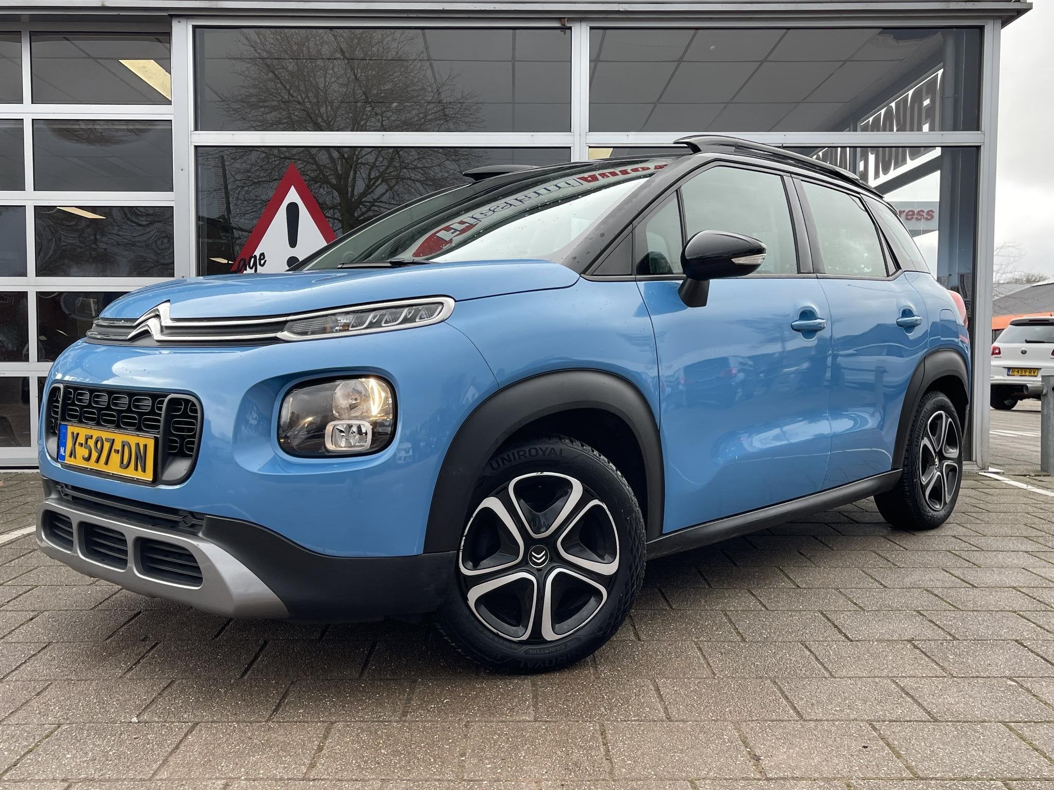 Citroen C3 Aircross 1.2 PureTech Feel /Cruise/Climate/PDC ac, Voorwielaandrijving, Gebruikt, 1199 cc, Met garantie (alle)