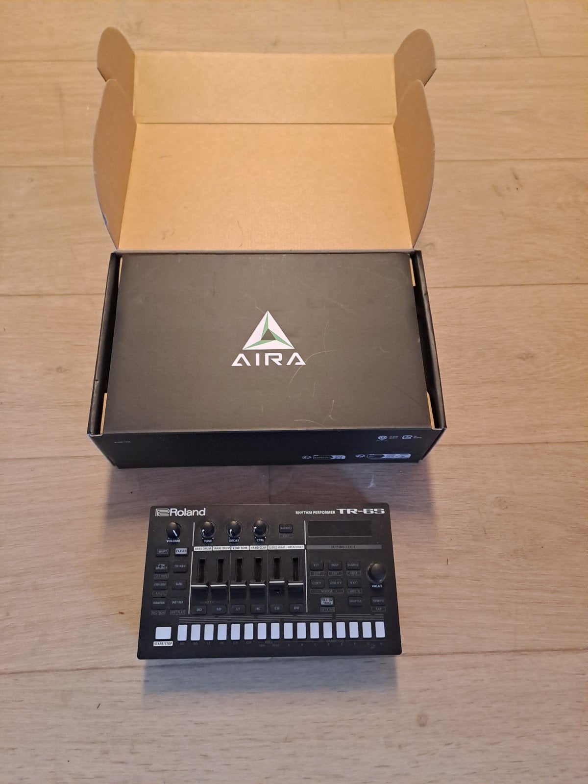 Roland TR-6S Rhythm Performer Drummachine, Ophalen of Verzenden, Zo goed als nieuw, Roland