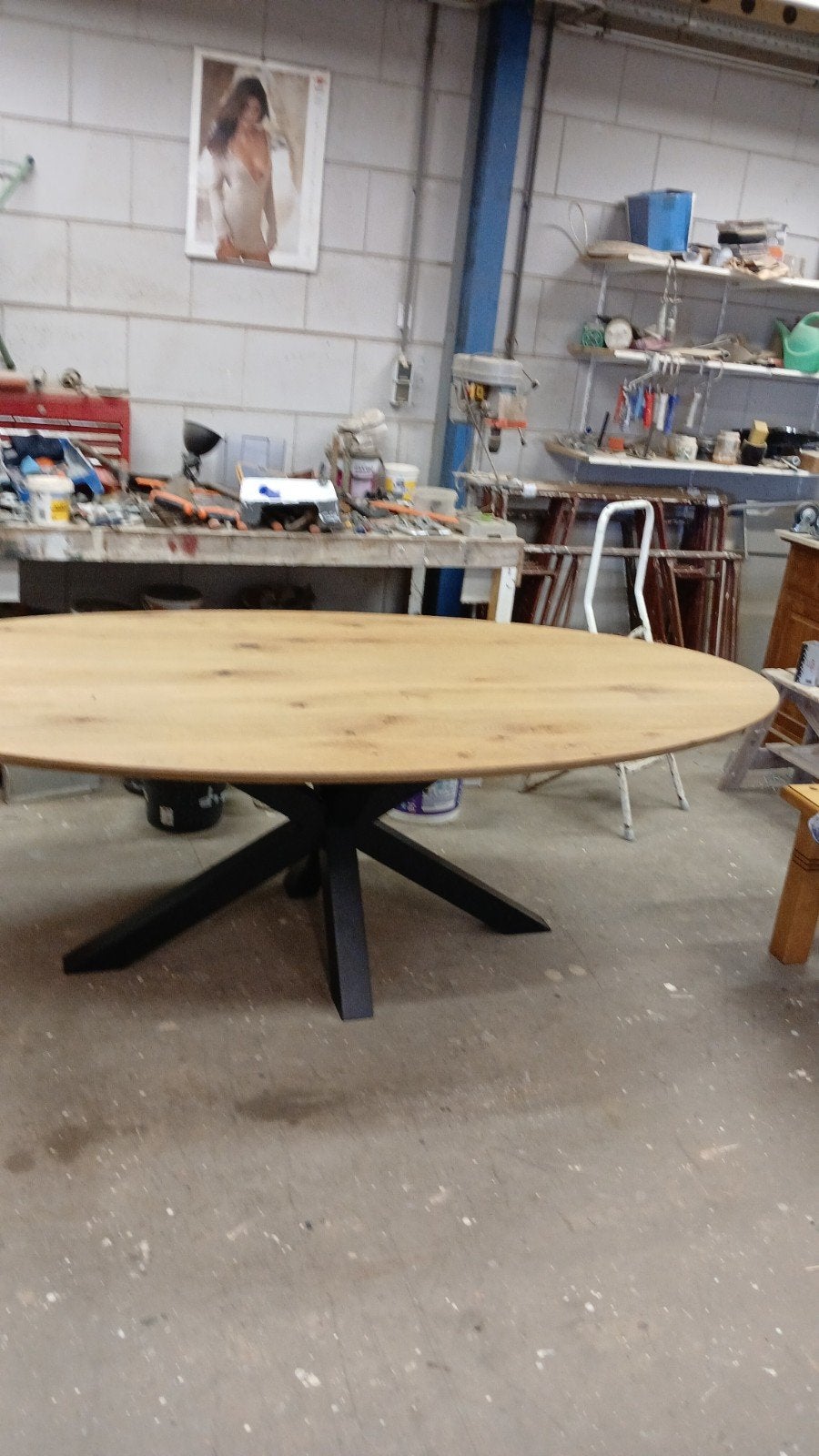 Eiken eettafel met zwart stalen spinpoot - 240x122 cm, Ophalen, 100 tot 150 cm, Eikenhout, 200 cm of meer