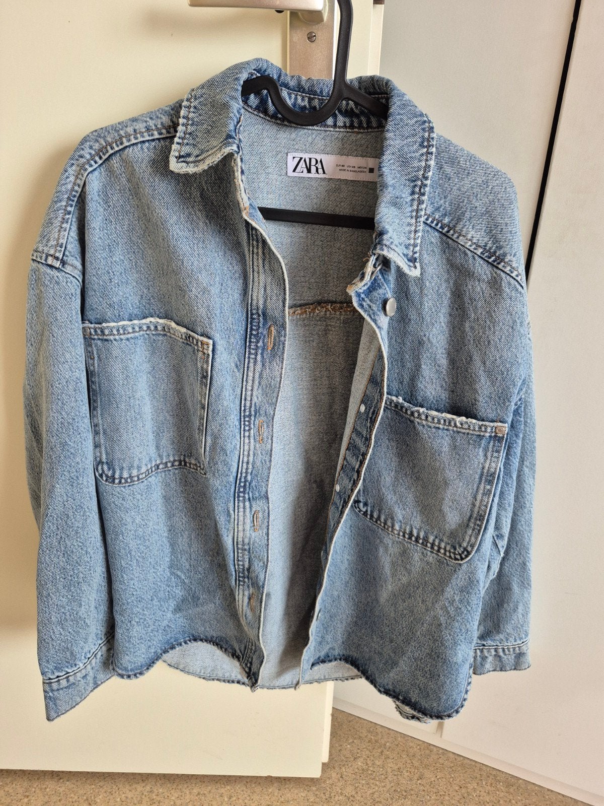 Zara spijkerjasje XS - Zo goed als nieuw, Kleding | Dames, Blauw, Zara, Ophalen of Verzenden, Zo goed als nieuw