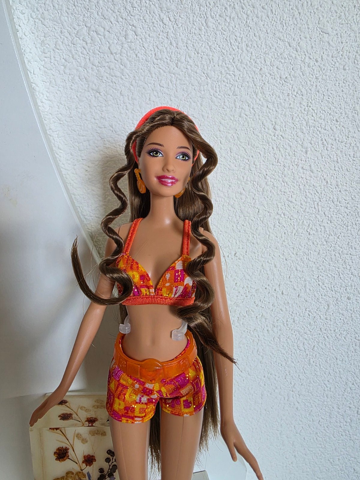 Barbie Teresa met herworteld haar en vernieuwde lipstick, Verzamelen, Ophalen of Verzenden, Zo goed als nieuw, Pop