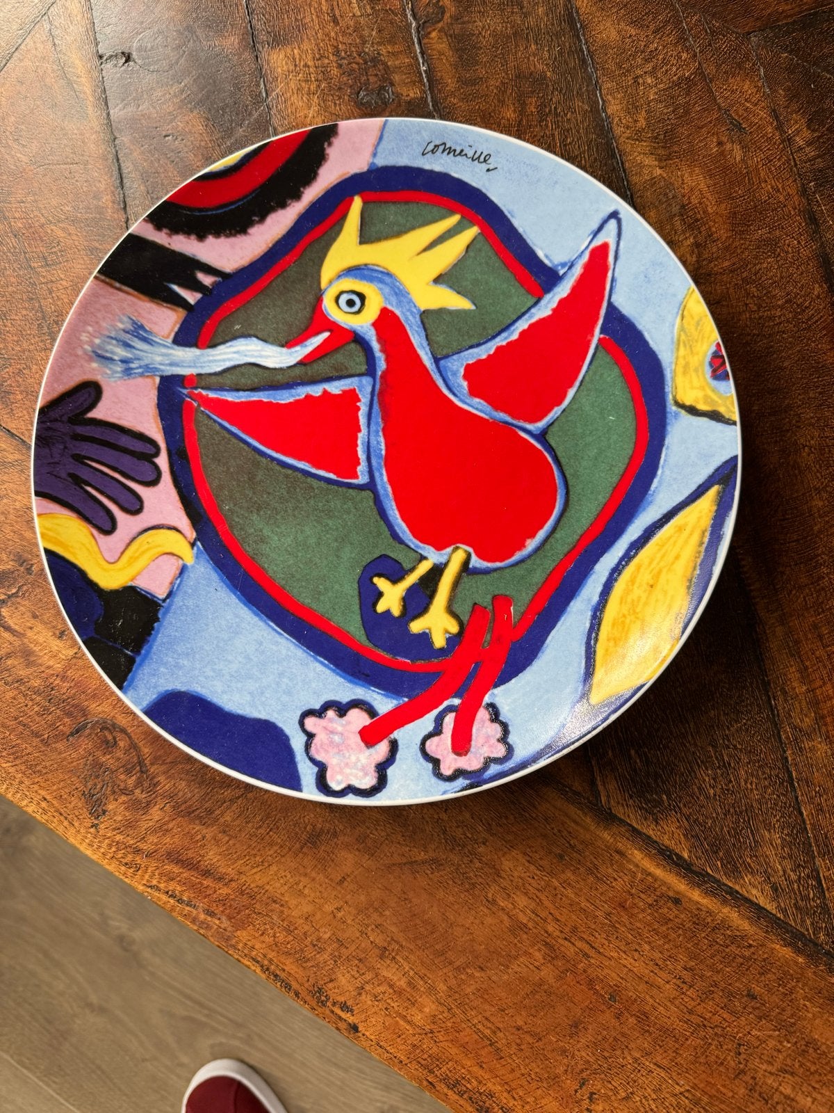 Corneille bord met vogelmotief gesigneerd, Ophalen of Verzenden