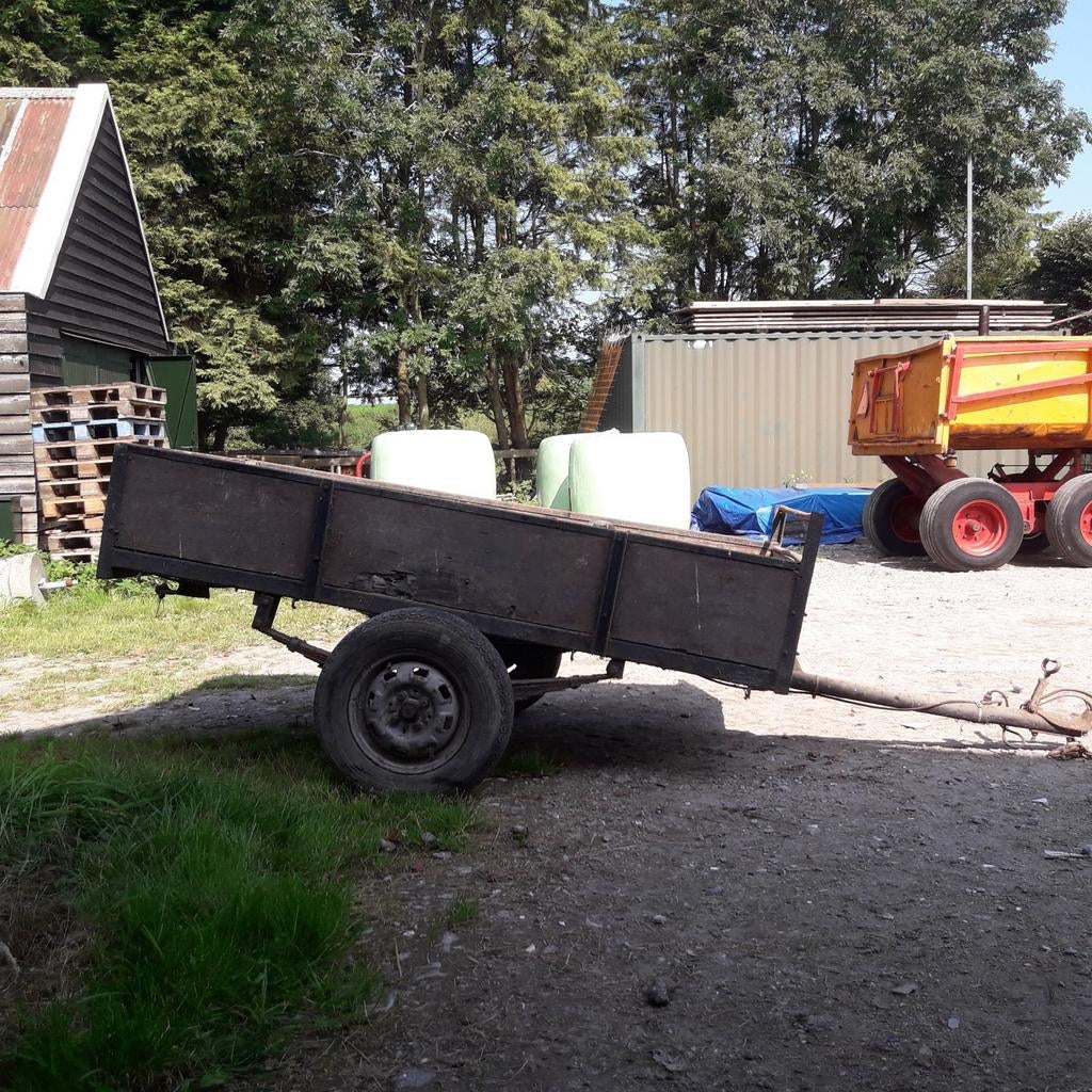 Aanhangwagen voor achter auto of trekker, Ophalen