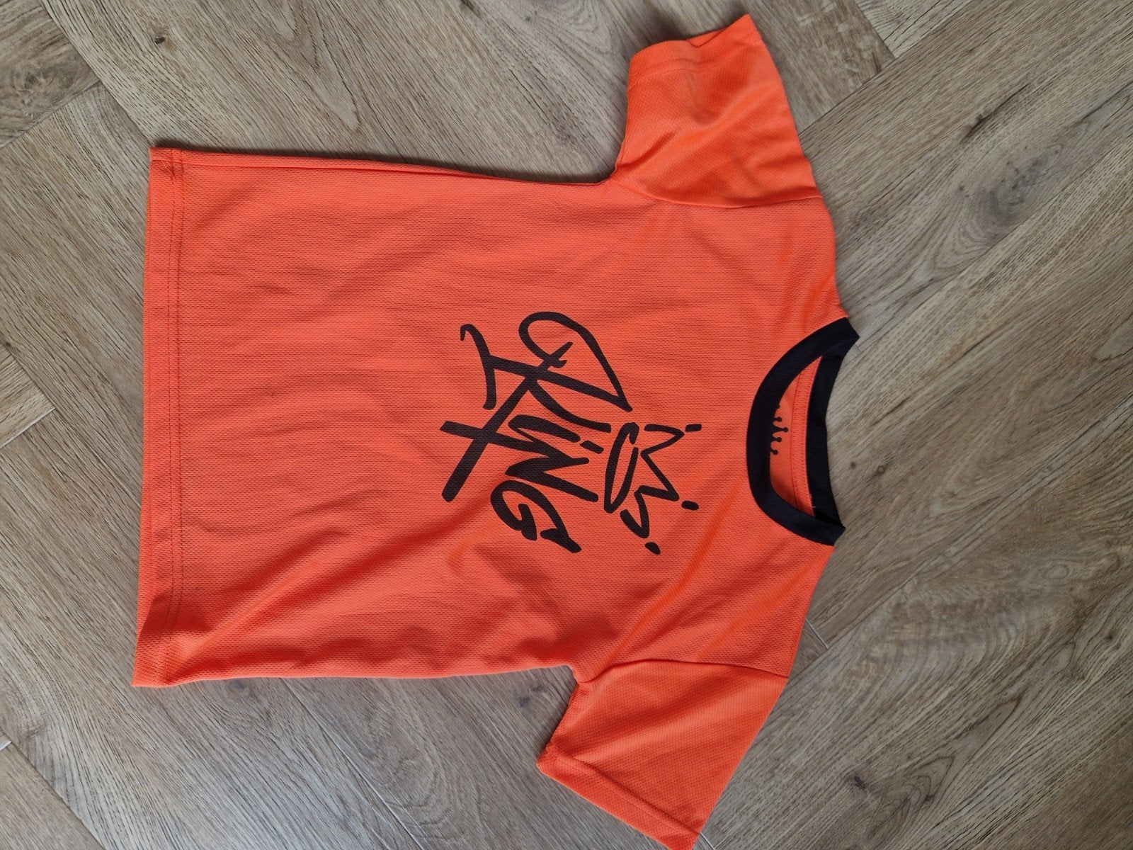 Oranje T-shirt met 'King' opdruk - Koningsdag/WK/EK, Kinderen en Baby's, Gebruikt, Jongen of Meisje, Ophalen of Verzenden, Shirt of Longsleeve
