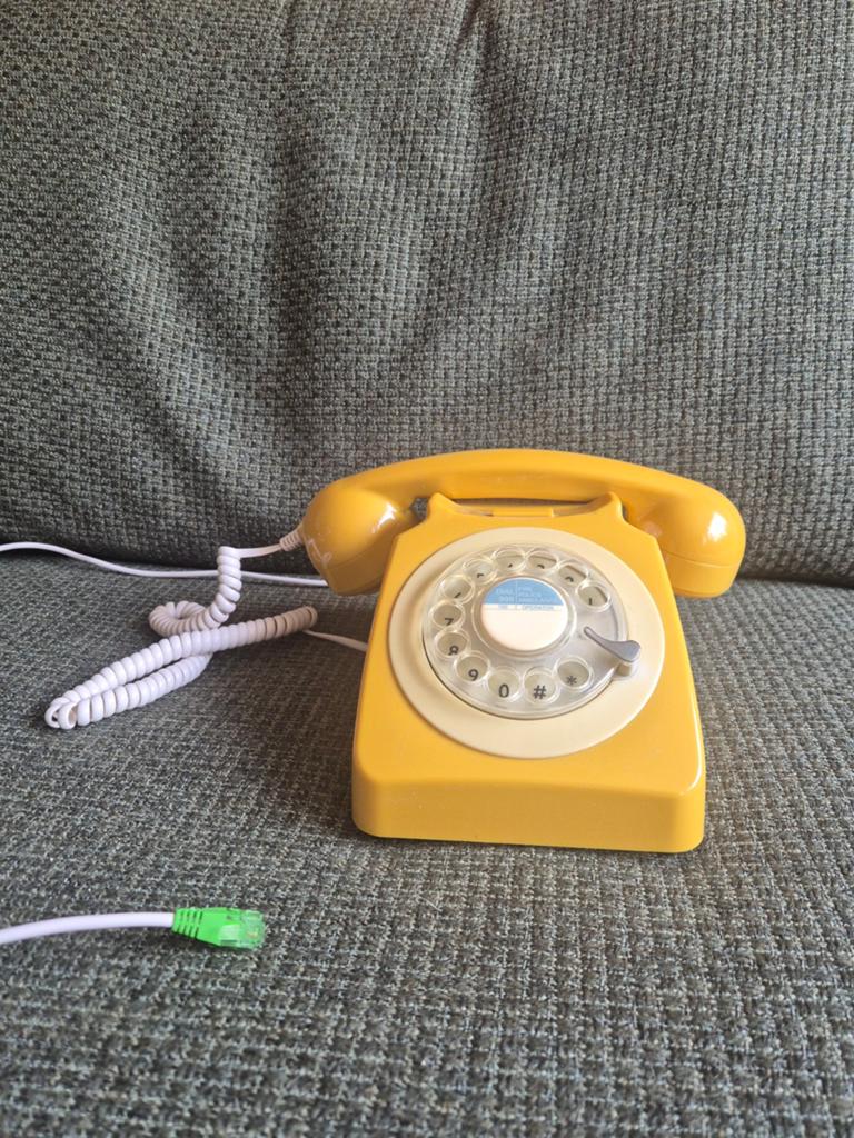 Retro telefoon, Ophalen