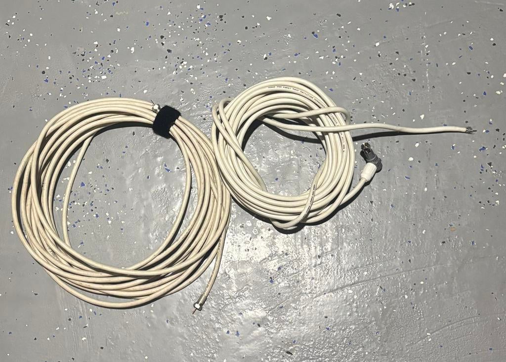 2x 10 meter coax kabel, Audio, Tv en Foto, Audiokabels en Televisiekabels, Ophalen of Verzenden, Gebruikt, 10 meter of meer, Coaxiale kabel