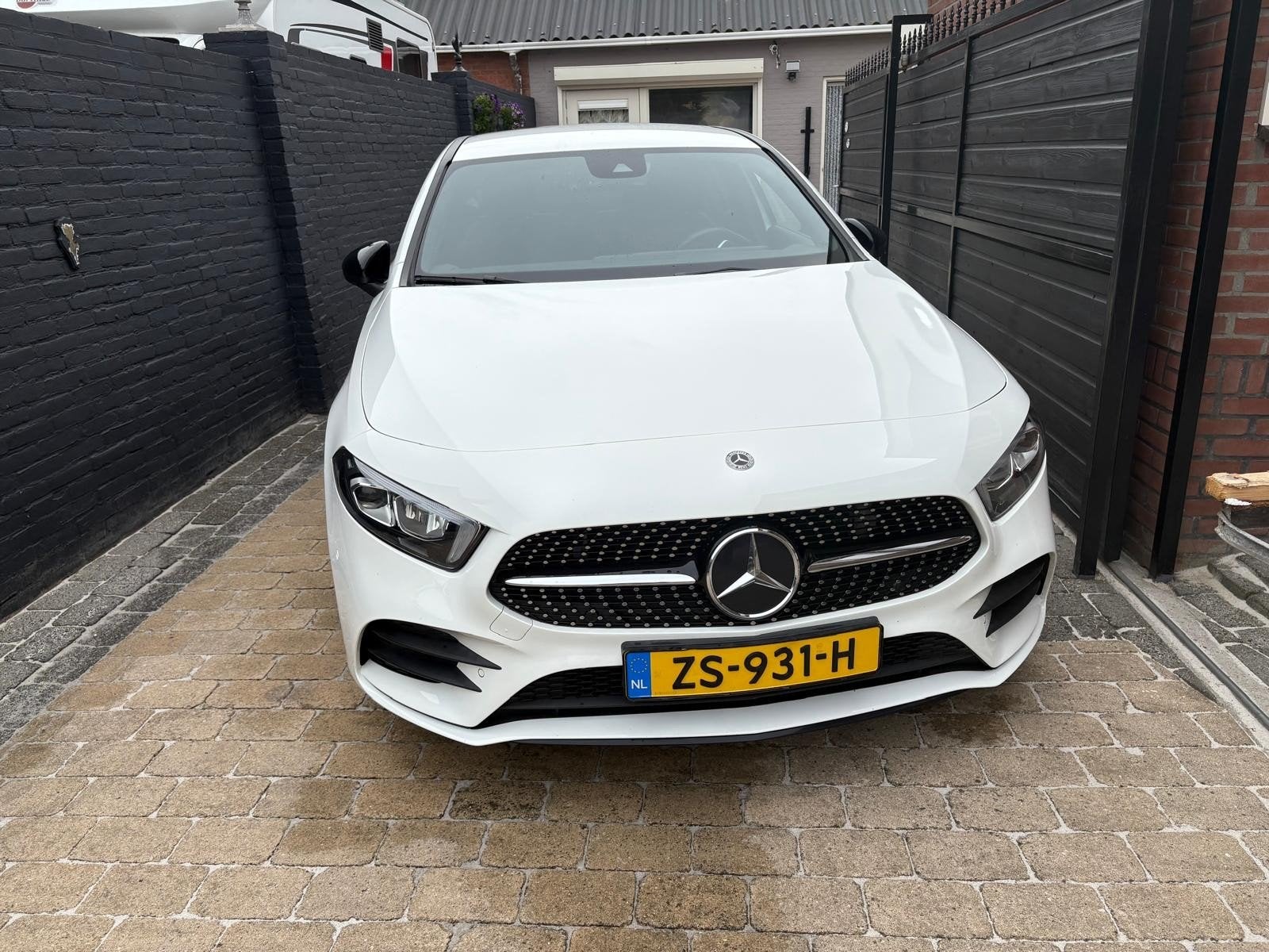 Mercedes-Benz A-Klasse A 200 163pk 7G-DCT 2019 Wit, 4 cilinders, Origineel Nederlands, 690 kg, Particulier
