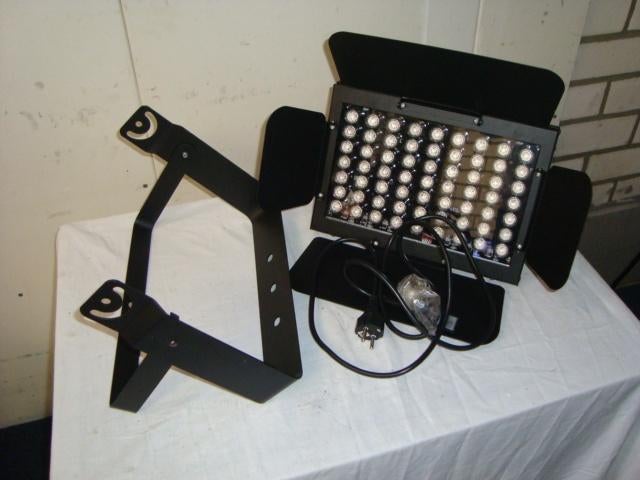 Nieuw: Showtec LED Wall Wash tri-color light (20230086), Muziek en Instrumenten, Licht en Laser, Geluidgestuurd, MTE, Nieuw, Ophalen of Verzenden