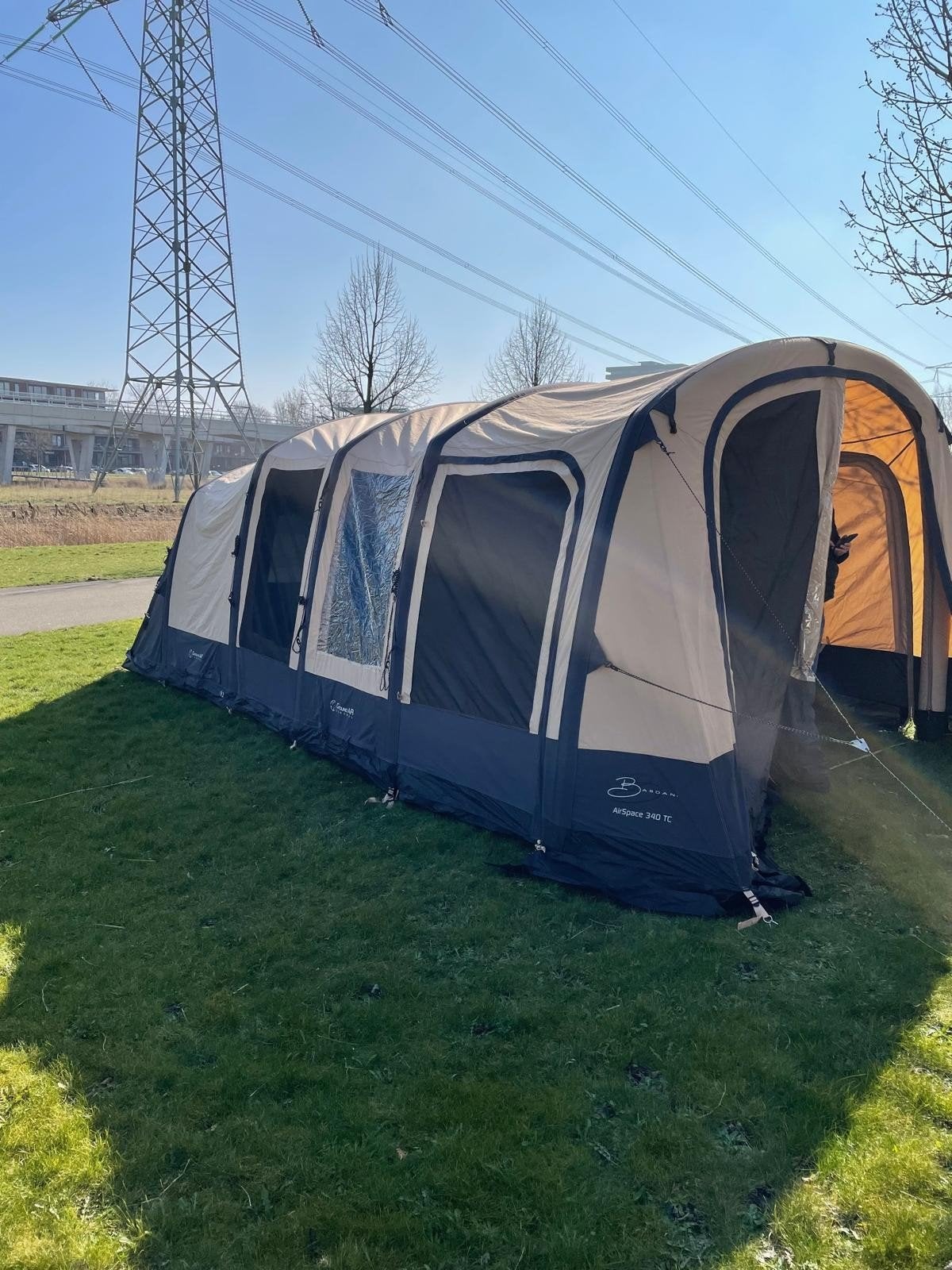 Grote opblaasbare familie tent - Bardani 340 tc Camping, Caravans en Kamperen, Ophalen, Gebruikt, Tot en met 4