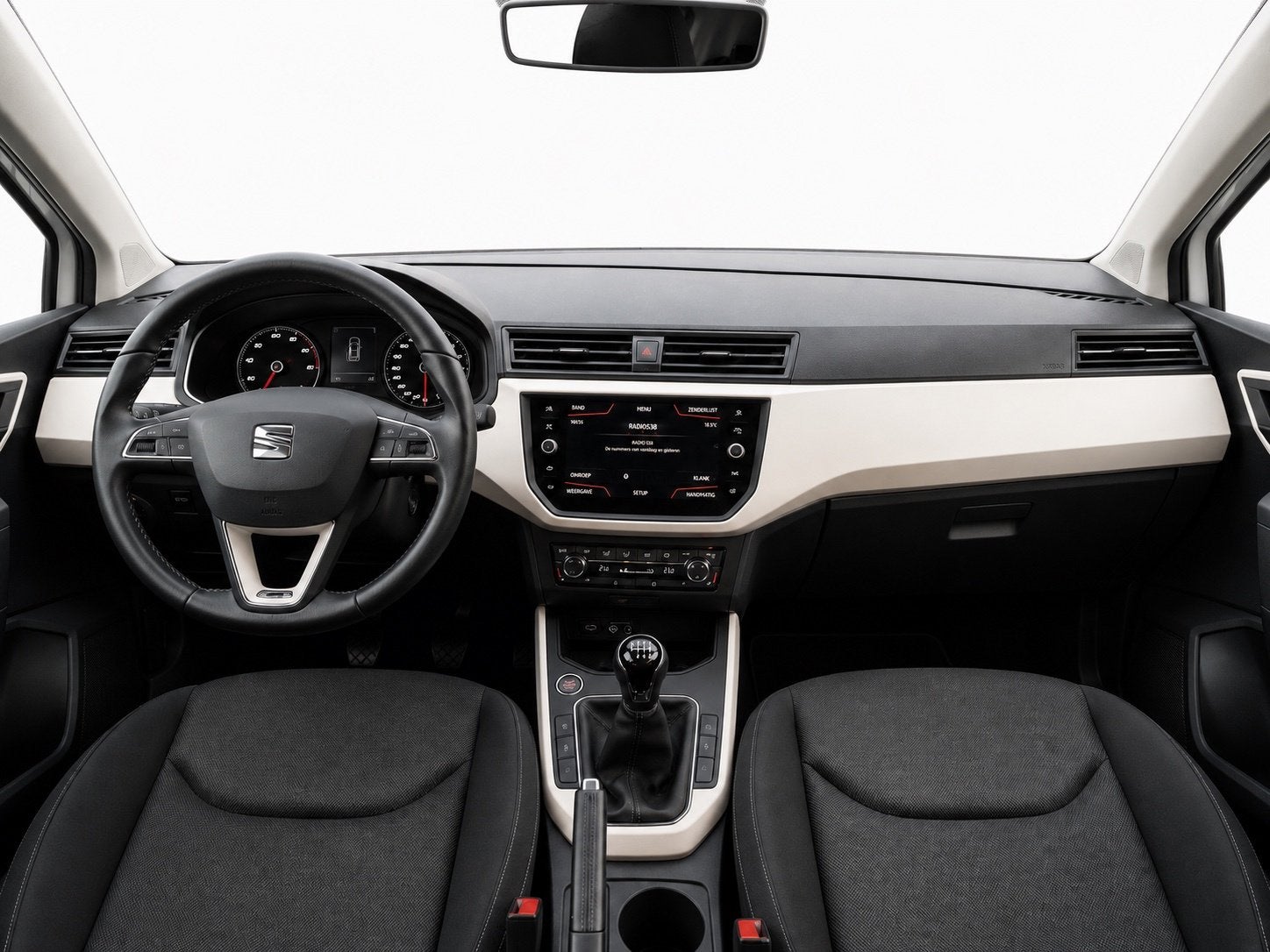 Seat Arona 1.0 TSI Xcellence+Carplay+Camera+DealerOnderhoude, Auto's, Voorwielaandrijving, Dealer onderhouden, Stof, Wit
